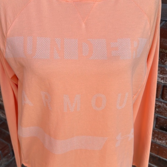 Under Armour Lightweight Long Sleeve Pullover Hoodie Shirt Peach Women's Size M - Picture 2 of 8